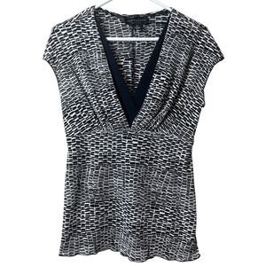 Connected Petite Black White Geometric V-Neck Pleated Blouse Top 8P Office Siren
